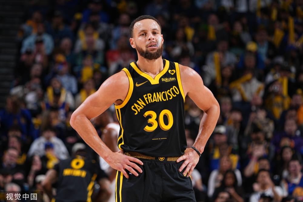 积极的足球 积极的足球